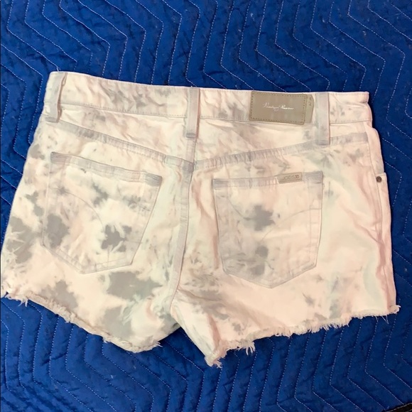 Joe’s White Washed White Jean Frayed Shorts - Picture 2 of 5
